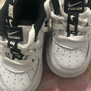 Nike Air Force 5c black and white great condition